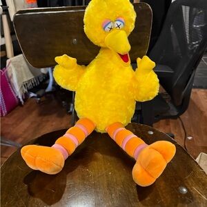 Uniqlo x KAWS big bird